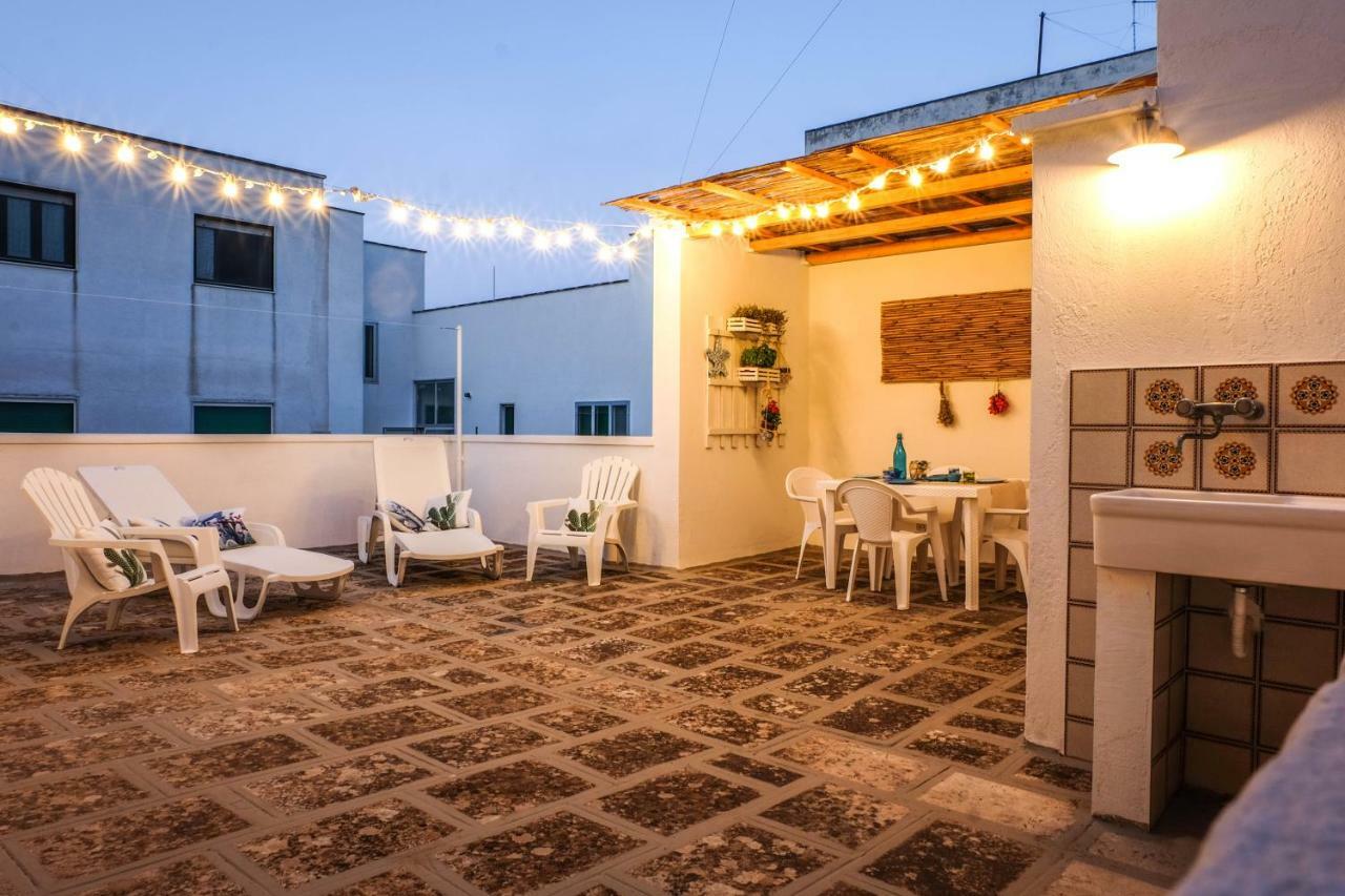 Villa La Dimora Al Mare à Monopoli Extérieur photo